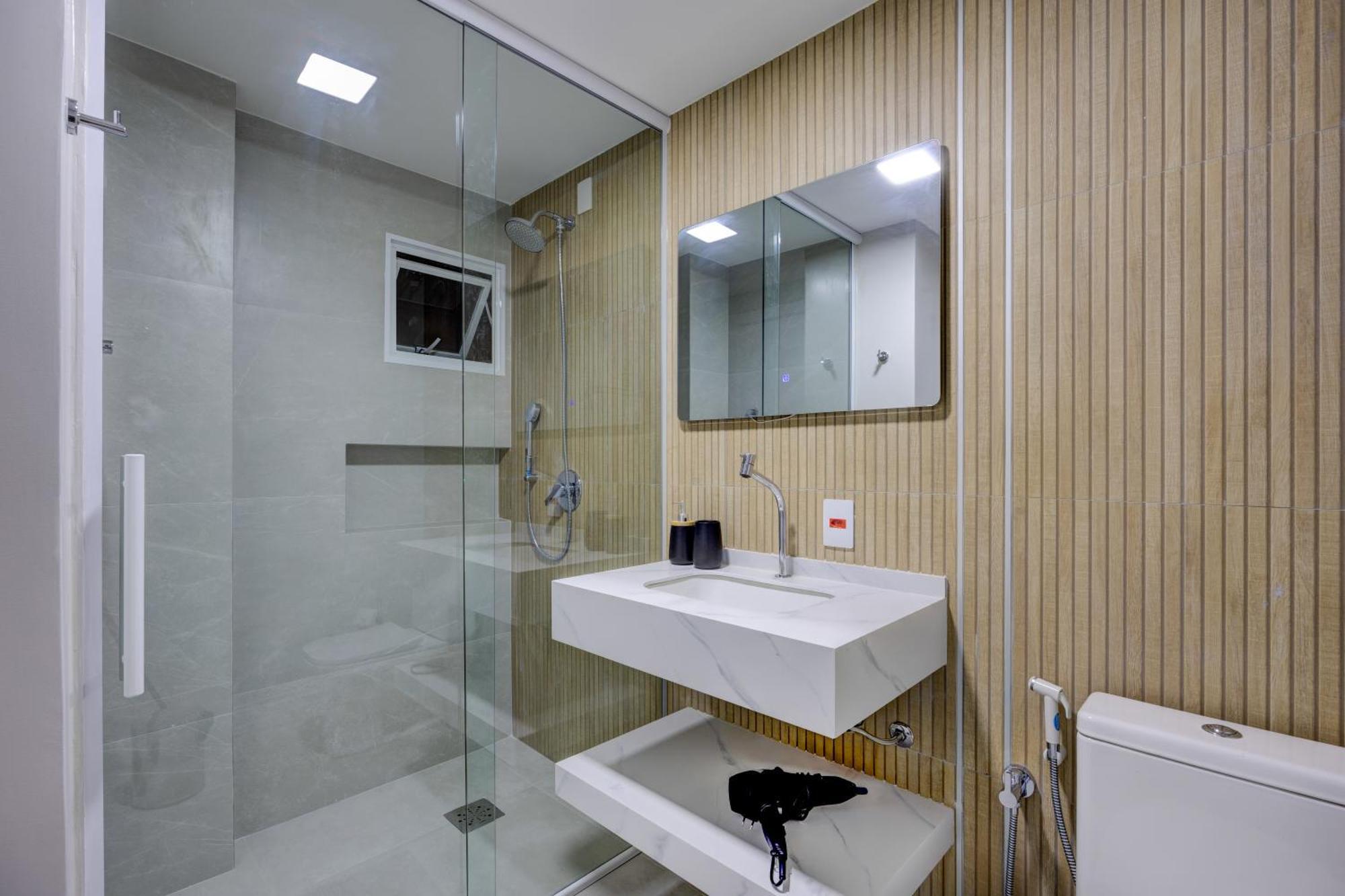 Apartamento Luxo Com Vista Mar Lateral Em Todos Os Comodos *